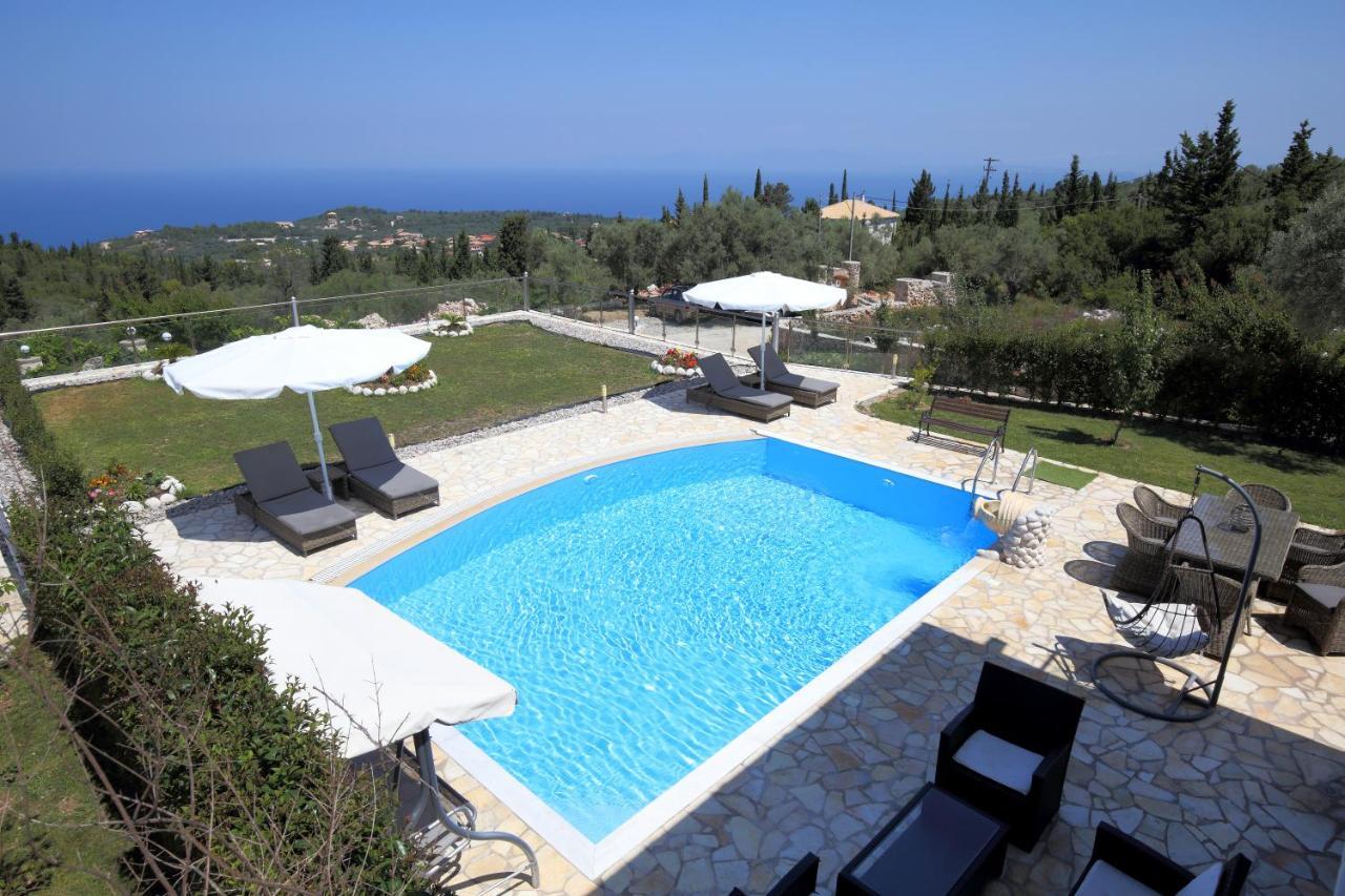 Villas Goudis Tsoukaladhes Bagian luar foto