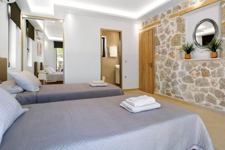 Villas Goudis Tsoukaladhes Bagian luar foto